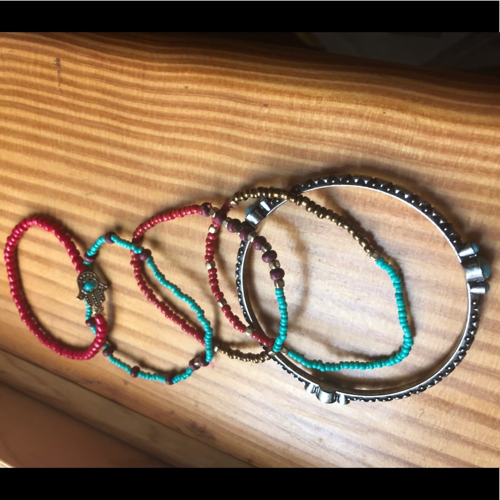 Turquoise & red bracelet set - Picture 3 of 3